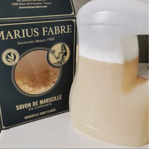 Fabrication de lessive au savon de Marseille